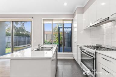 House For Sale - VIC - Cranbourne - 3977 - Location, location and location...  (Image 2)