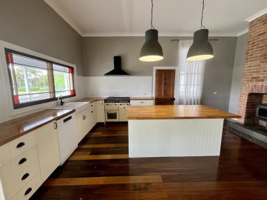 House For Lease - NSW - Grafton - 2460 - ‘ROSEBANK’ – TIMELESS LUXURY IN DOVEDALE  (Image 2)