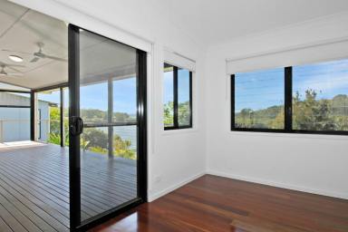 House For Sale - QLD - Macleay Island - 4184 - Waterfront Bliss – Bay Views from Every Bedroom!  (Image 2)