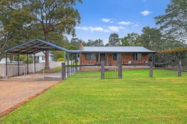 House For Sale - NSW - Clarence Town - 2321 - A STUNNING RURAL TRANSFORMATION - CHARM, COMFORT AND COUNTRY LIVING!  (Image 2)