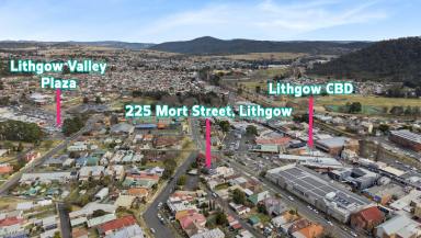 House For Sale - NSW - Lithgow - 2790 - Prime Investment Opportunity in the Heart of Lithgow  (Image 2)