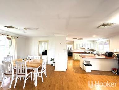House Leased - NSW - Inverell - 2360 - Modern Family Home on the Outskirts of Town  (Image 2)