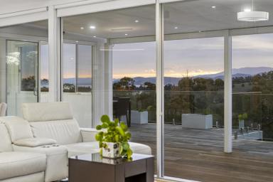 House For Sale - TAS - Forcett - 7173 - Enjoy the best of both worlds  (Image 2)