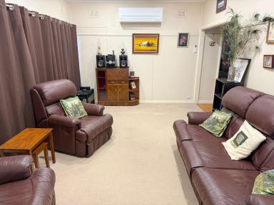 House For Lease - NSW - Moree - 2400 - Family Home walking distance to the CBD  (Image 2)