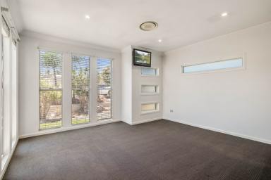 House For Sale - QLD - Rangeville - 4350 - Where Modern Comfort Meets Generous Family Living!  (Image 2)