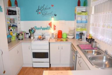 House Leased - NSW - Moree - 2400 - Family Delight  (Image 2)