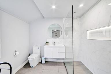 House For Sale - QLD - Bundaberg West - 4670 - RENOVATED HOME ON 1,012M2 OF MEDIUM DENSITY LAND NEXT TO FRIENDLY SOCIETY PRIVATE HOSPITAL!  (Image 2)