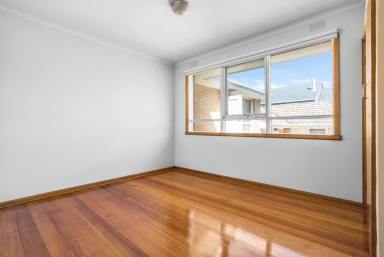 Unit Leased - VIC - Parkdale - 3195 - PERFECT LOCATION | QUIET BLOCK | CLOSE TO BEACH  (Image 2)