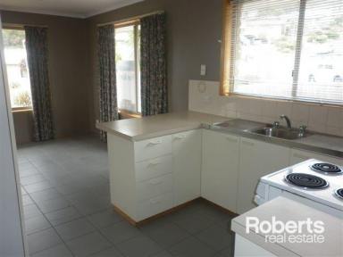 House For Lease - TAS - Claremont - 7011 - Comfortable Family Living Close to Shops and Transport  (Image 2)
