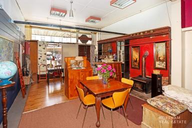 House For Sale - VIC - St Arnaud - 3478 - Charming Home & Shopfront in the Heart of St Arnaud  (Image 2)