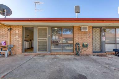 Unit For Sale - VIC - Red Cliffs - 3496 - SALE OF THE CENTURY  (Image 2)