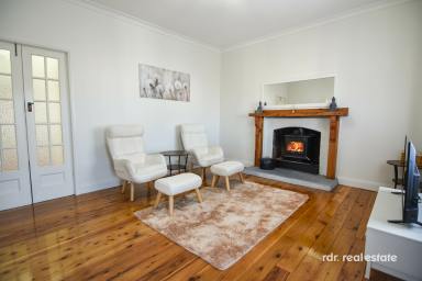 House For Sale - NSW - Inverell - 2360 - CHARMING CHESTER COTTAGE  (Image 2)