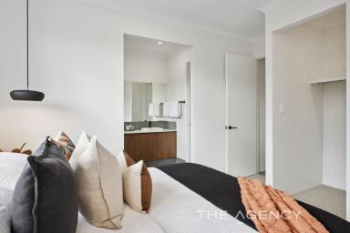 House For Sale - WA - Padbury - 6025 - Brand-New and Full of Wow!  (Image 2)