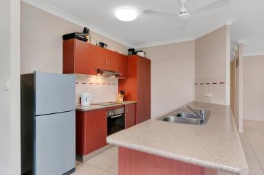 House For Sale - QLD - Bentley Park - 4869 - FULLY AIR-CONDITIONED, ENSUITE & DOUBLE GARAGE  (Image 2)
