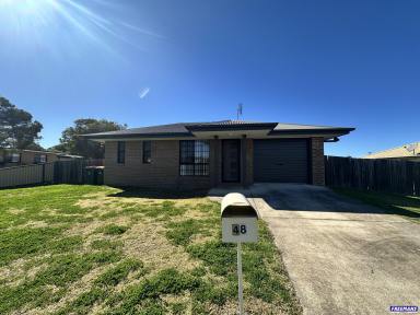 House For Lease - QLD - Kingaroy - 4610 - Spacious 4-Bedroom Home on Fully Fenced 856m² Block  (Image 2)