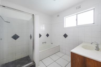 House For Sale - NSW - Grafton - 2460 - POSITION & POTENTIAL IN WESTLAWN  (Image 2)