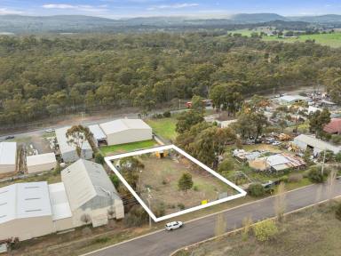 Industrial/Warehouse Auction - VIC - Seymour - 3660 - SNAP IT UP! AUCTION FRI 15 AUGUST AT 12PM  (Image 2)