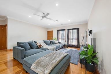 House For Sale - VIC - Mildura - 3500 - Effortless Style Meets Modern Comfort  (Image 2)