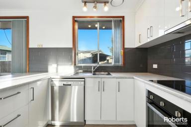 House For Lease - TAS - Bridgewater - 7030 - Ideal Family Living in Central Bridgewater  (Image 2)