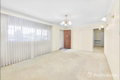 House Leased - NSW - Hillvue - 2340 - 3 Bedroom Home For Lease  (Image 2)