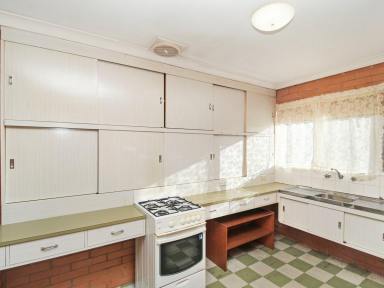 Unit Sold - VIC - Bairnsdale - 3875 - SAVVY INVESTMENT  (Image 2)