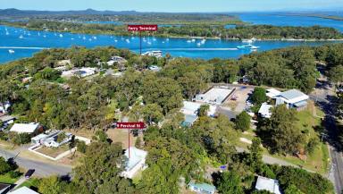 House For Sale - QLD - Macleay Island - 4184 - Character, Charm & Endless Potential  (Image 2)