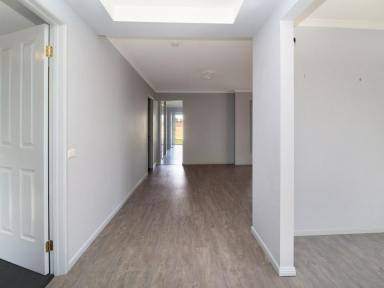 House For Sale - VIC - Lucknow - 3875 - TIDY HOME IN QUIET COURT  (Image 2)