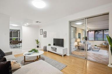 House For Sale - WA - East Victoria Park - 6101 - Renovated Family Home in Prime Location!  (Image 2)