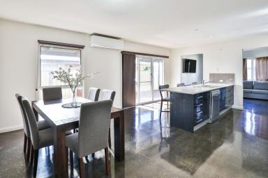 House For Sale - NSW - Gol Gol - 2738 - Modern Comfort in a Well-Located Gol Gol Home  (Image 2)