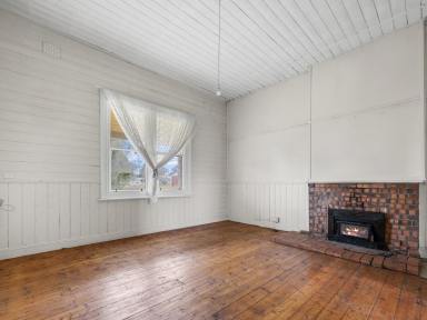 House For Sale - VIC - Macarthur - 3286 - Affordable country living  (Image 2)
