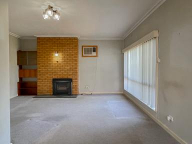 Townhouse For Lease - VIC - Swan Hill - 3585 - Comfortable & Convenient Two-Bedroom Living  (Image 2)