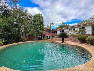 House For Sale - QLD - Mareeba - 4880 - PRIVATE, SOLID & MADE FOR ENTERTAINING  (Image 2)