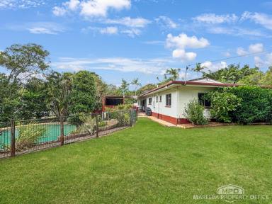 House For Sale - QLD - Mareeba - 4880 - PRIVATE, SOLID & MADE FOR ENTERTAINING  (Image 2)