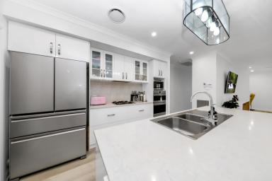House For Sale - NSW - Adelong - 2729 - Presentation on Point!  (Image 2)