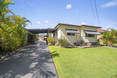 House For Sale - NSW - Coffs Harbour - 2450 - PRIME CBD LOCATION – Immaculate Home on Level Block with Extensive Parking  (Image 2)