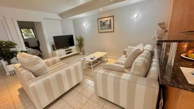 Townhouse For Lease - QLD - Clifton Beach - 4879 - Luxury Beachfront Townhouse in Prestigious Lahania Residences  (Image 2)