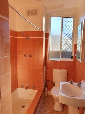Unit Leased - NSW - Wollongong - 2500 - ONE BEDROOM UNIT IN CBD  (Image 2)