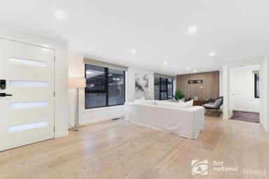 House For Lease - VIC - Cranbourne - 3977 - Fully Renovated Family Home in Prime Location  (Image 2)