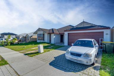 House For Sale - WA - Ridgewood - 6030 - Needs some Work - Bargain on Ballymote!  (Image 2)