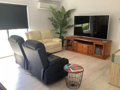 Retirement For Sale - QLD - Tewantin - 4565 - Fully Renovated Home in Noosa Over 50s Village  (Image 2)