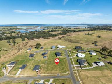 Residential Block For Sale - VIC - Nicholson - 3882 - PERFECT SPOT FOR YOUR DREAM BUILD ON PEPPERCORN WAY!  (Image 2)