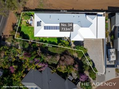 House For Sale - WA - Dawesville - 6211 - A Rare Offering in Timbers Edge—Estuary Outlook, Oversized Block & Ultimate Access  (Image 2)
