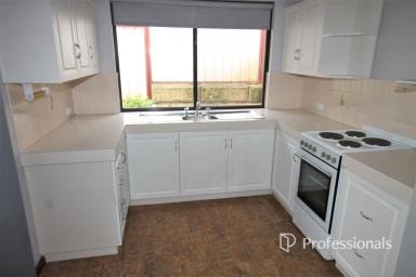 House For Sale - WA - Binningup - 6233 - 2 Parkview Close, Binningup - Beachside Living with Big Value!  (Image 2)