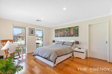 House For Sale - WA - Atwell - 6164 - Style and Space in a Sought-After Location!  (Image 2)