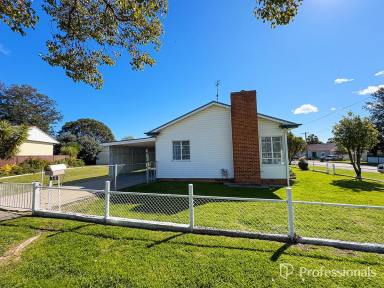 House For Lease - NSW - South Tamworth - 2340 - South Tamworth - 4 Bedroom House for Lease  (Image 2)