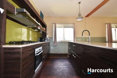 House For Sale - QLD - Gin Gin - 4671 - LOSE YOURSELF IN THE POTENTIAL  (Image 2)