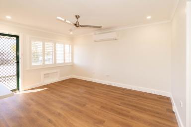 Unit For Lease - NSW - Wagga Wagga - 2650 - PERFECTLY SITIATED ACROSS FROM THE WOLLUNDRY LAGOON  (Image 2)