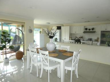 House For Lease - VIC - Eastwood - 3875 - SPACIOUS FOUR BEDROOM HOME  (Image 2)