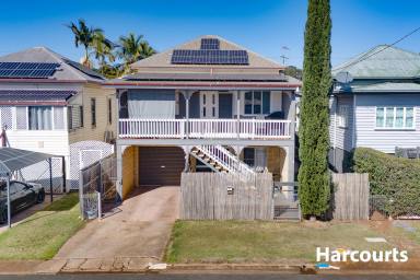 House For Sale - QLD - Childers - 4660 - A PIECE OF CHILDERS HISTORY  (Image 2)