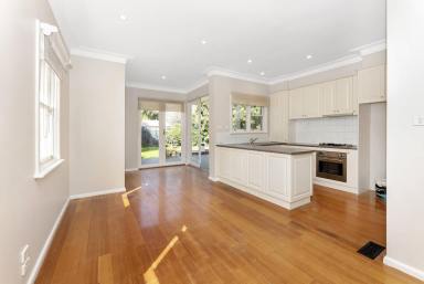 House For Lease - VIC - Highett - 3190 - SUN FILLED | FAMILY HOME  | ESTABLISHED GARDENS  (Image 2)